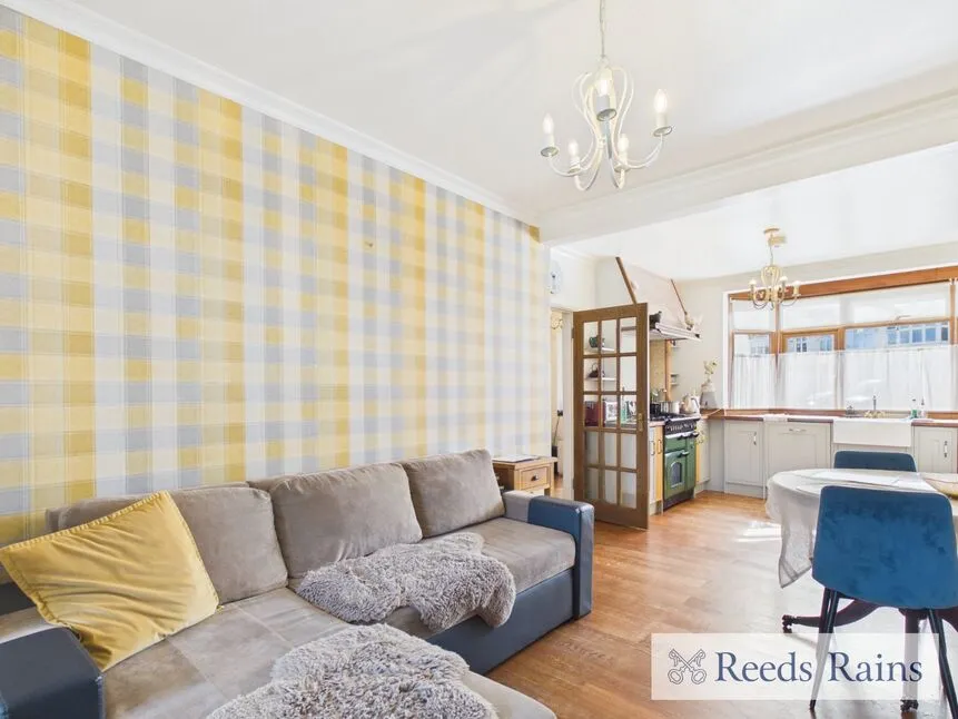 Upper Rainham Road, Hornchurch, RM12, photo 10