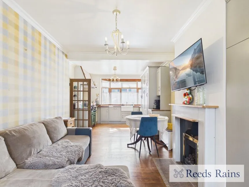 Upper Rainham Road, Hornchurch, RM12, photo 9