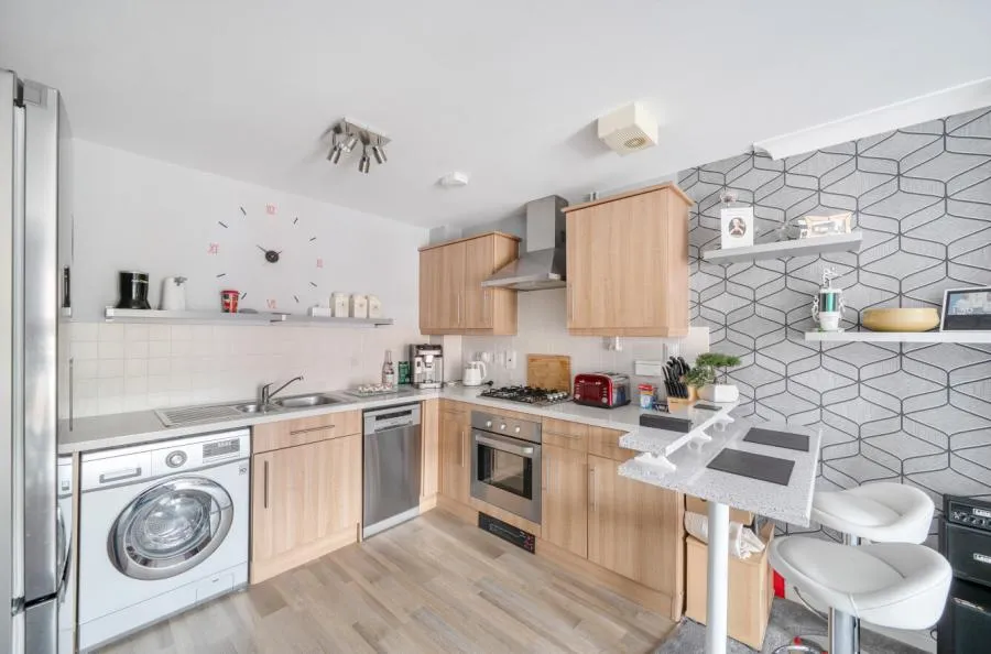 Arnell Crescent, Swindon, SN25, photo 3