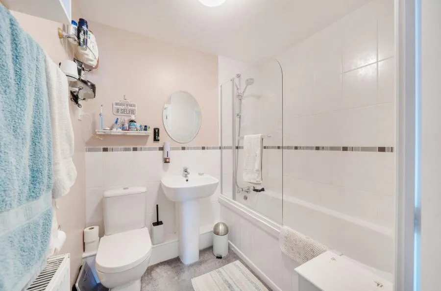 Arnell Crescent, Swindon, SN25, photo 11