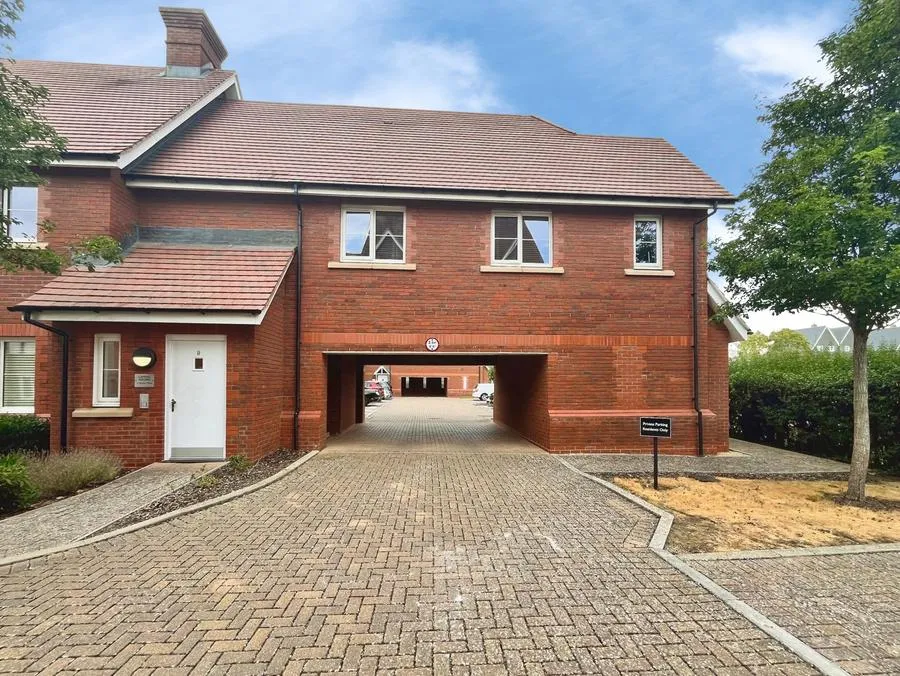 Burden Road, Tadpole Garden Village, SN25, photo 19
