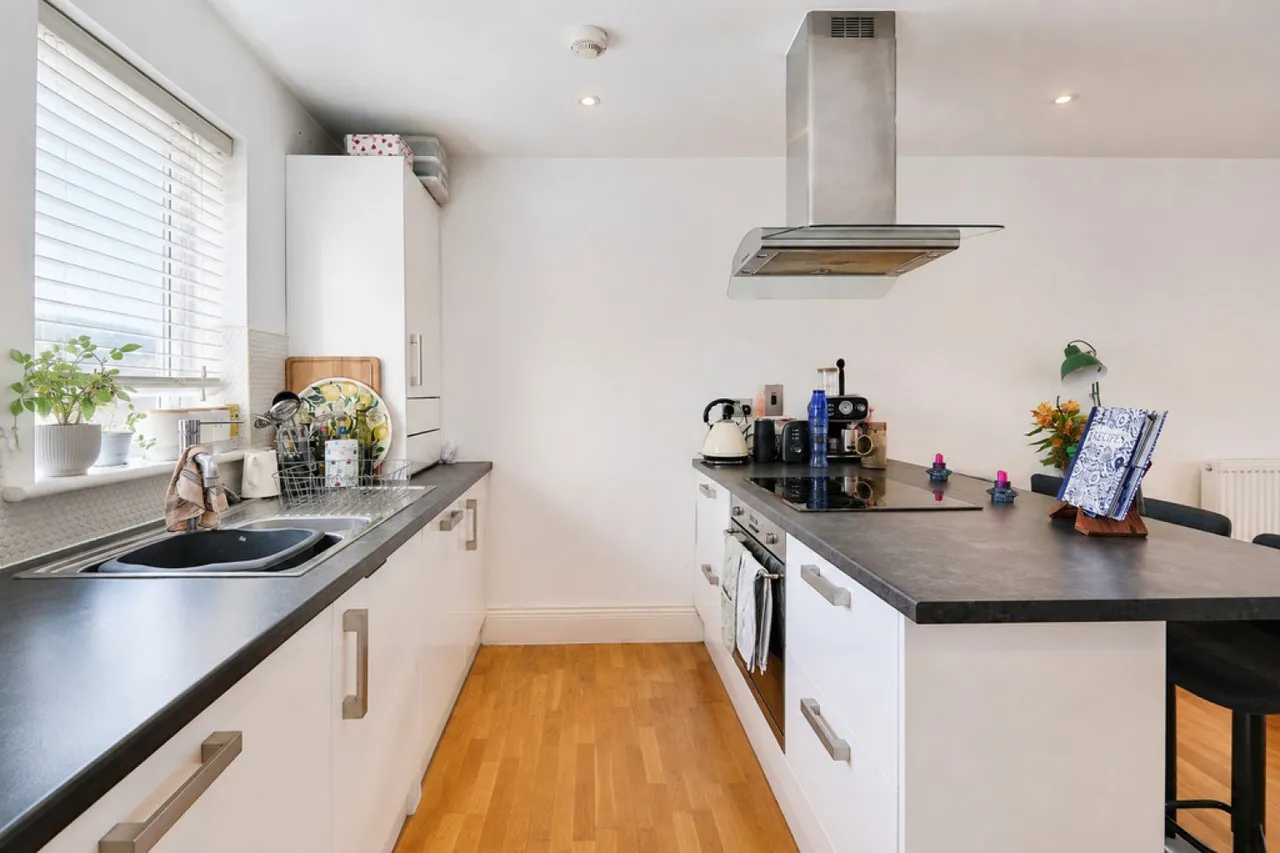 Westfield Place, 139 Cambridge Road, Great Shelford, photo 3