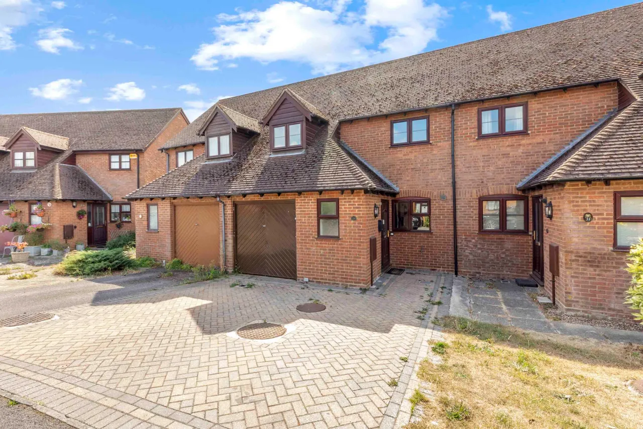 4 bed house for sale, Jasmine Crescent, Princes Risborough, HP27