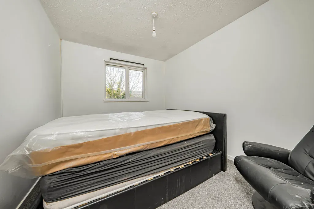 Lowdell Close, Yiewsley, photo 7