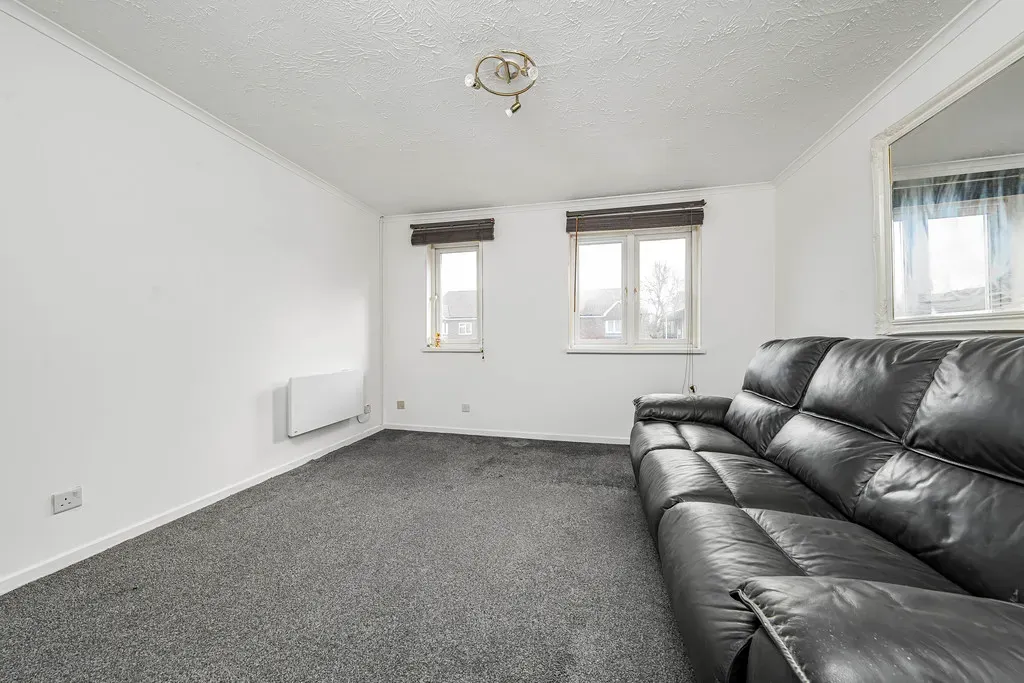Lowdell Close, Yiewsley, photo 3