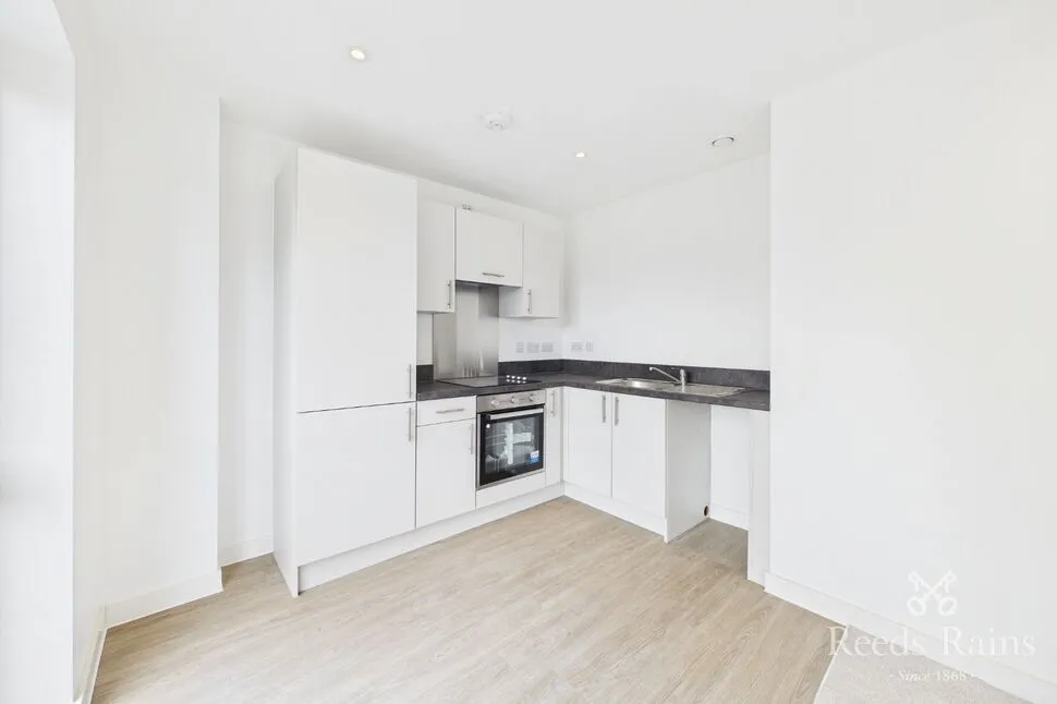 Ordsall Lane, Salford, M5, photo 4