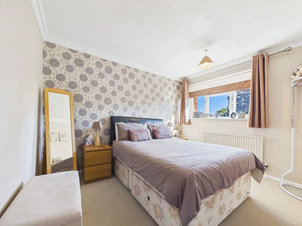 Greenham Close, Woodley, RG5, photo 12