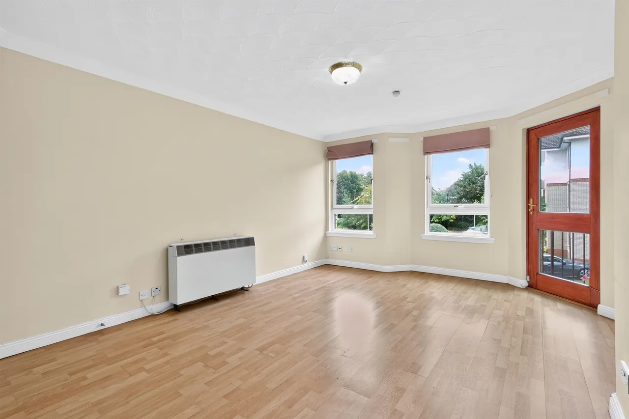 Woodlands Road, Thornliebank, G46, photo 12