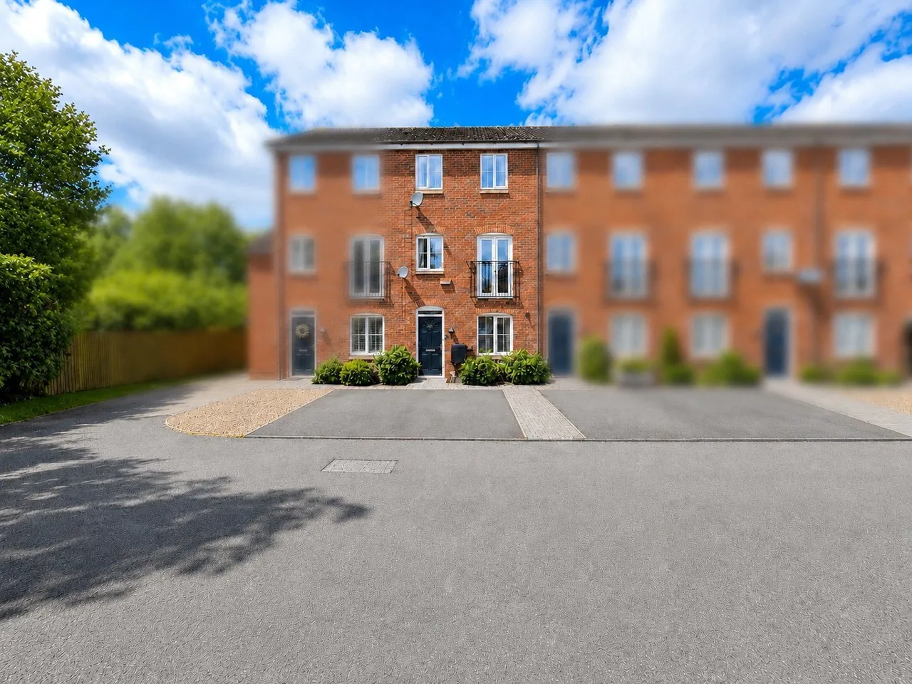 Loom Close, Great Wyrley, Walsall, Staffordshire, WS6, photo 2