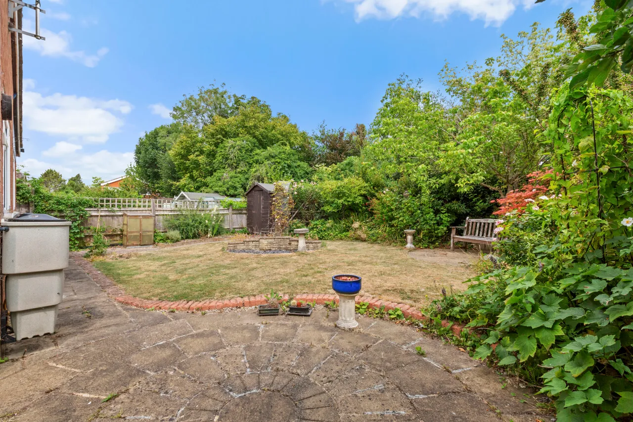 Parton Close, Wendover, HP22, photo 13