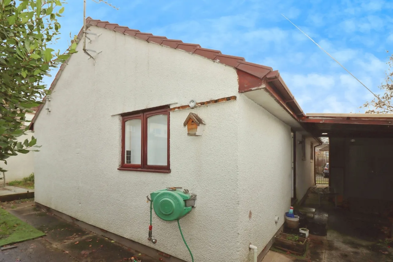 Bell Hill Road, St George, Bristol, BS5, photo 17