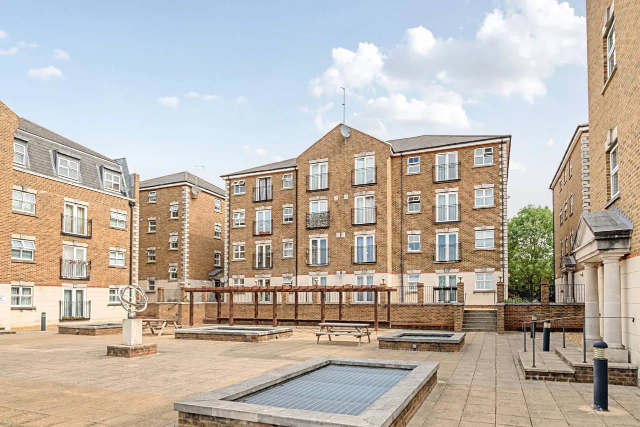 Brook Square, SE18, photo 4