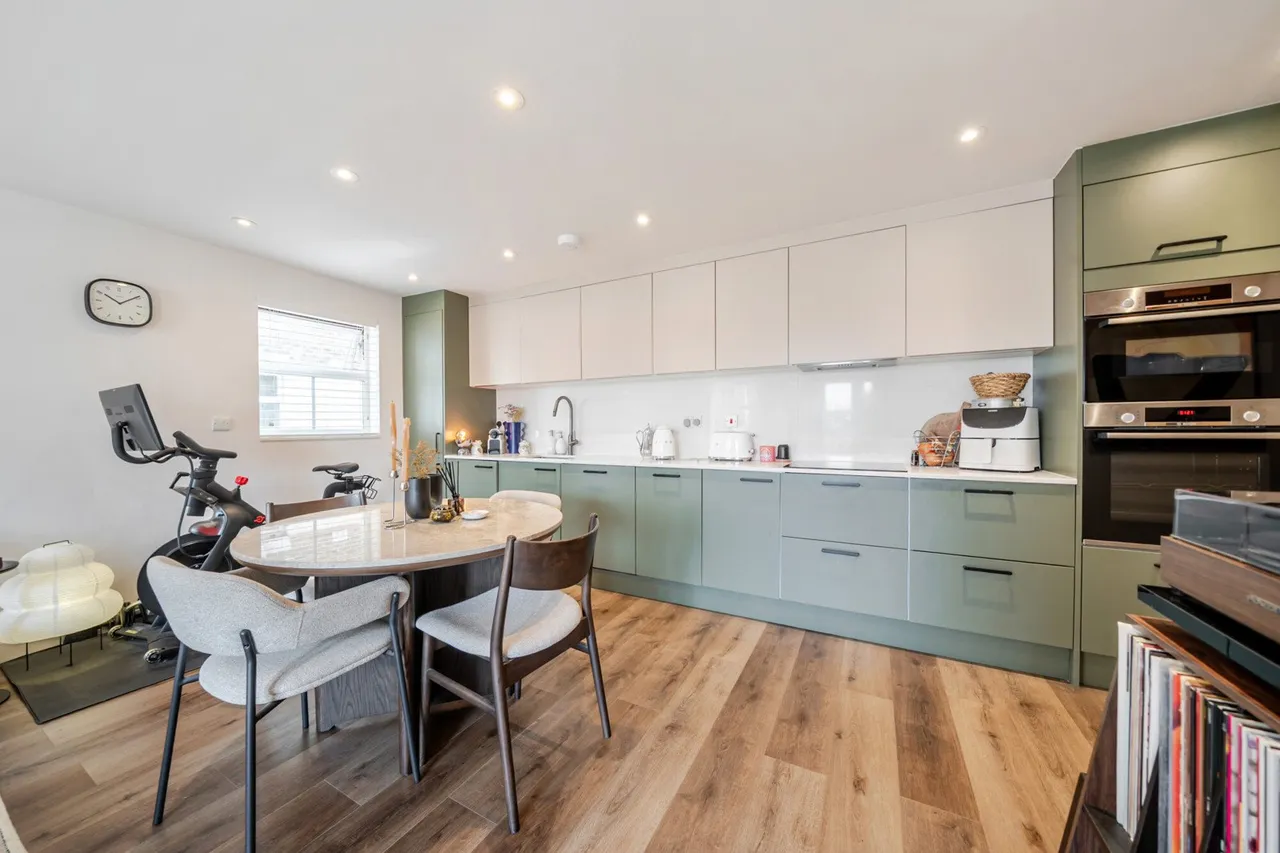 Brook Square, SE18, photo 19