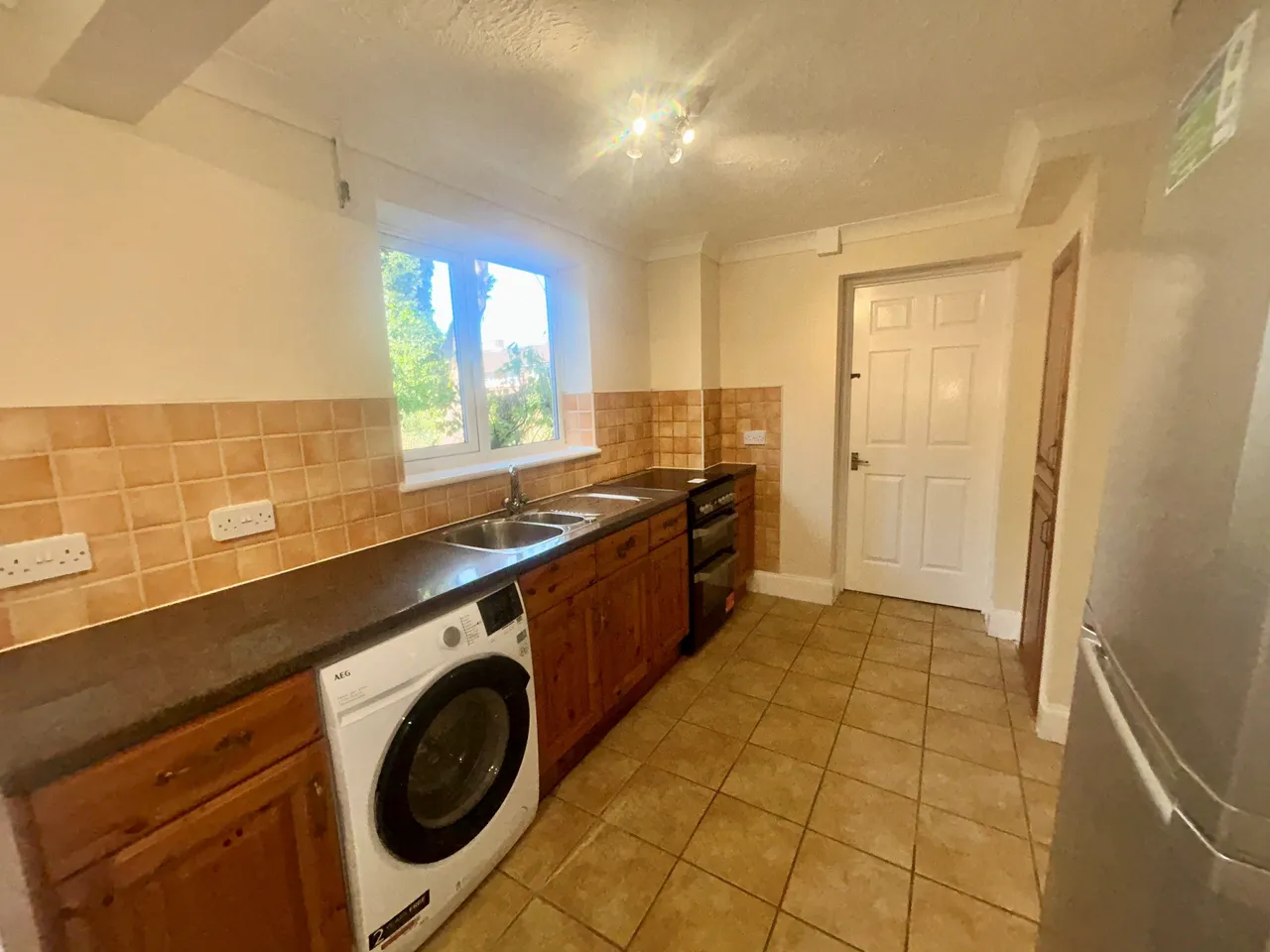 Church Lane, Three Bridges, RH10, photo 3
