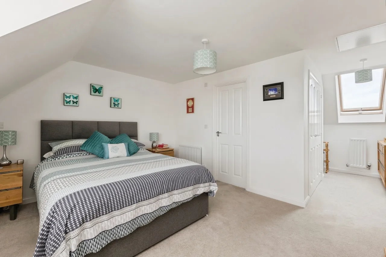 Swallow Drive, Wymondham, NR18, photo 18