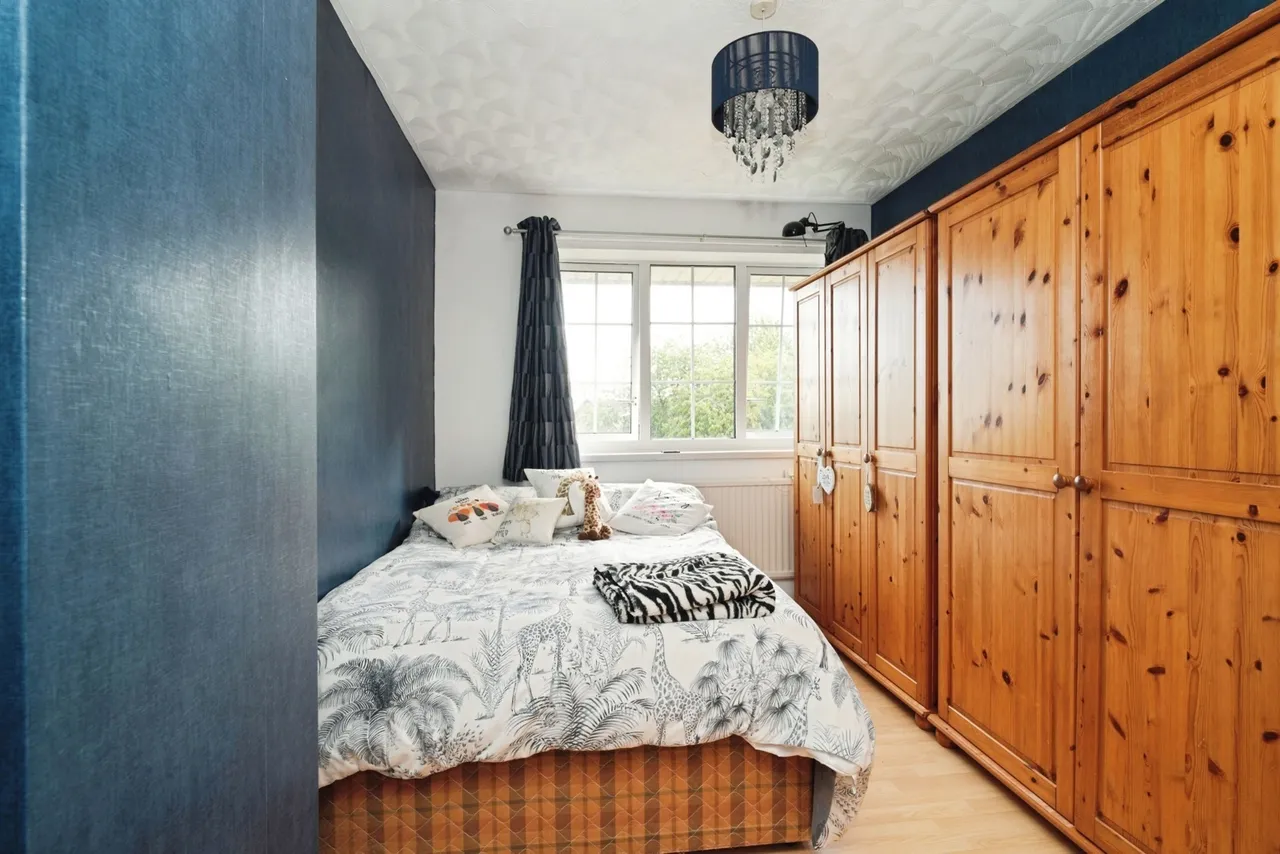 Roscoes Court, Westhoughton, BL5, photo 9
