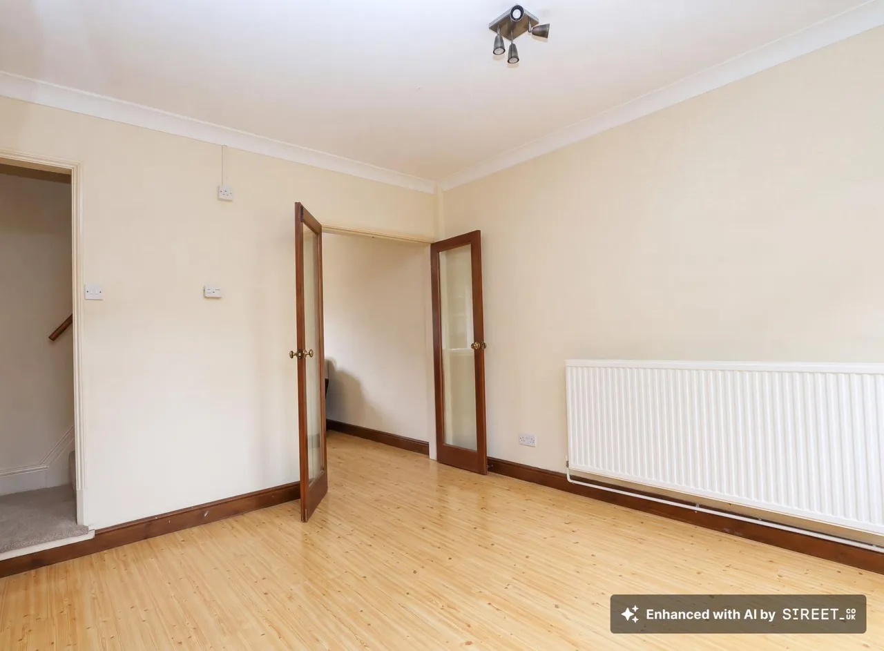 Main Street, Thornton, LE67, photo 5