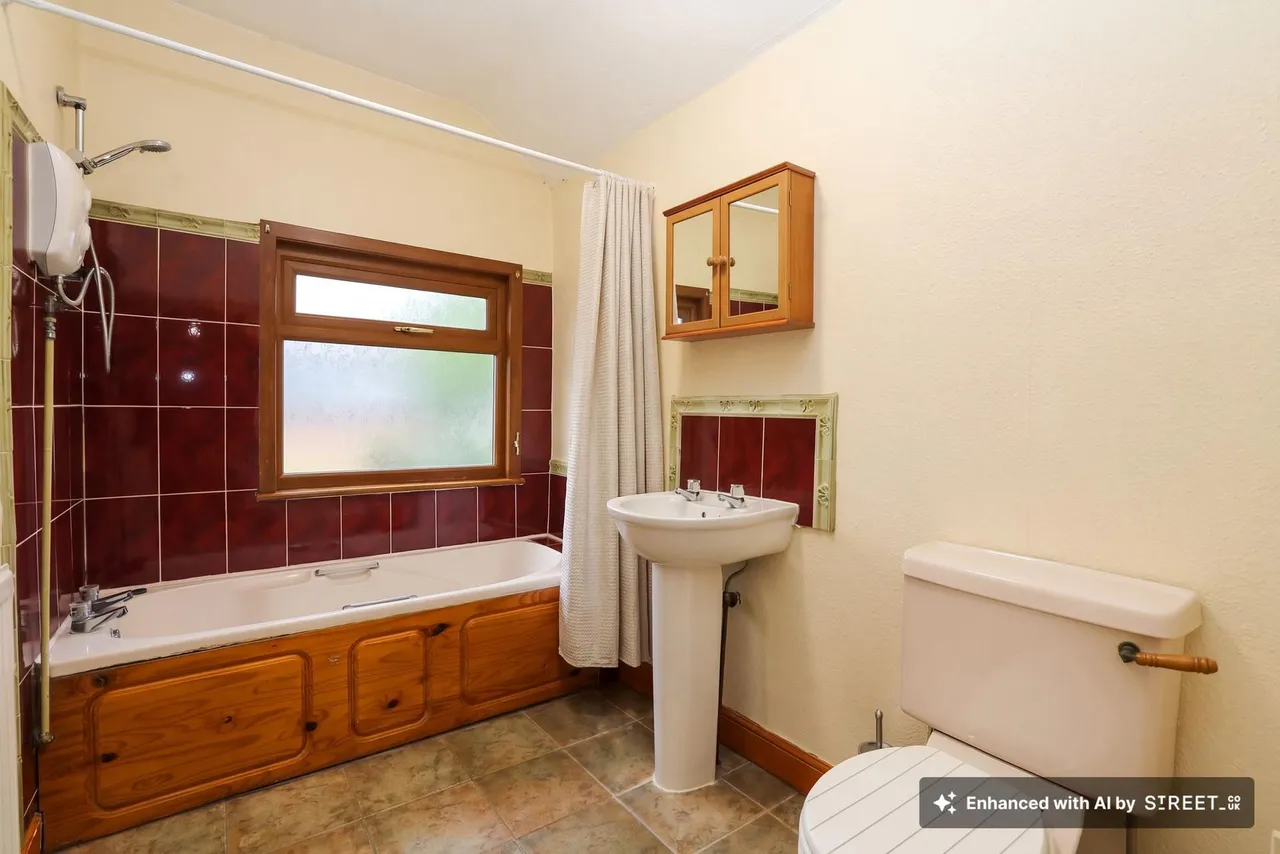 Main Street, Thornton, LE67, photo 10