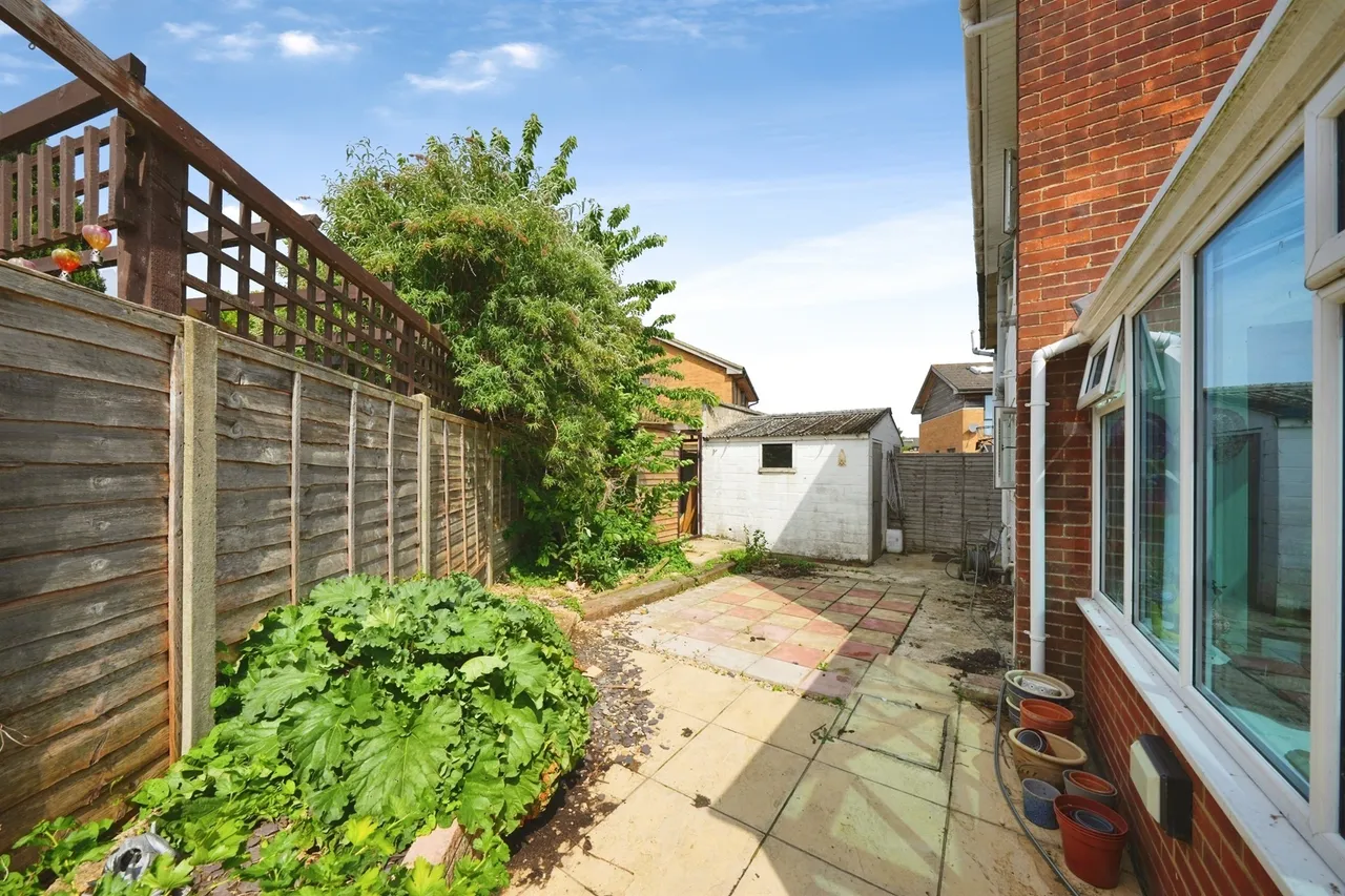 Stokes Croft, Calne, SN11, photo 6