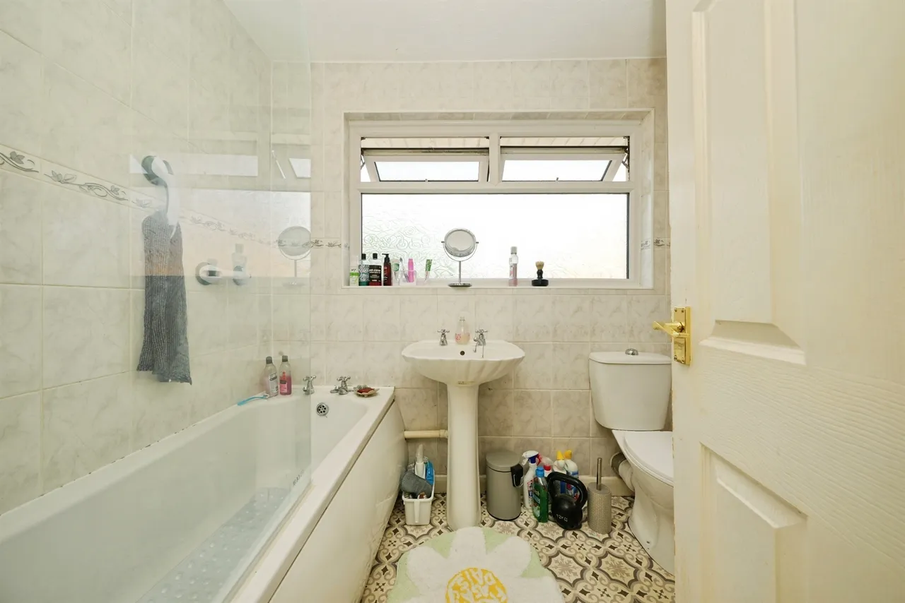 Stokes Croft, Calne, SN11, photo 11
