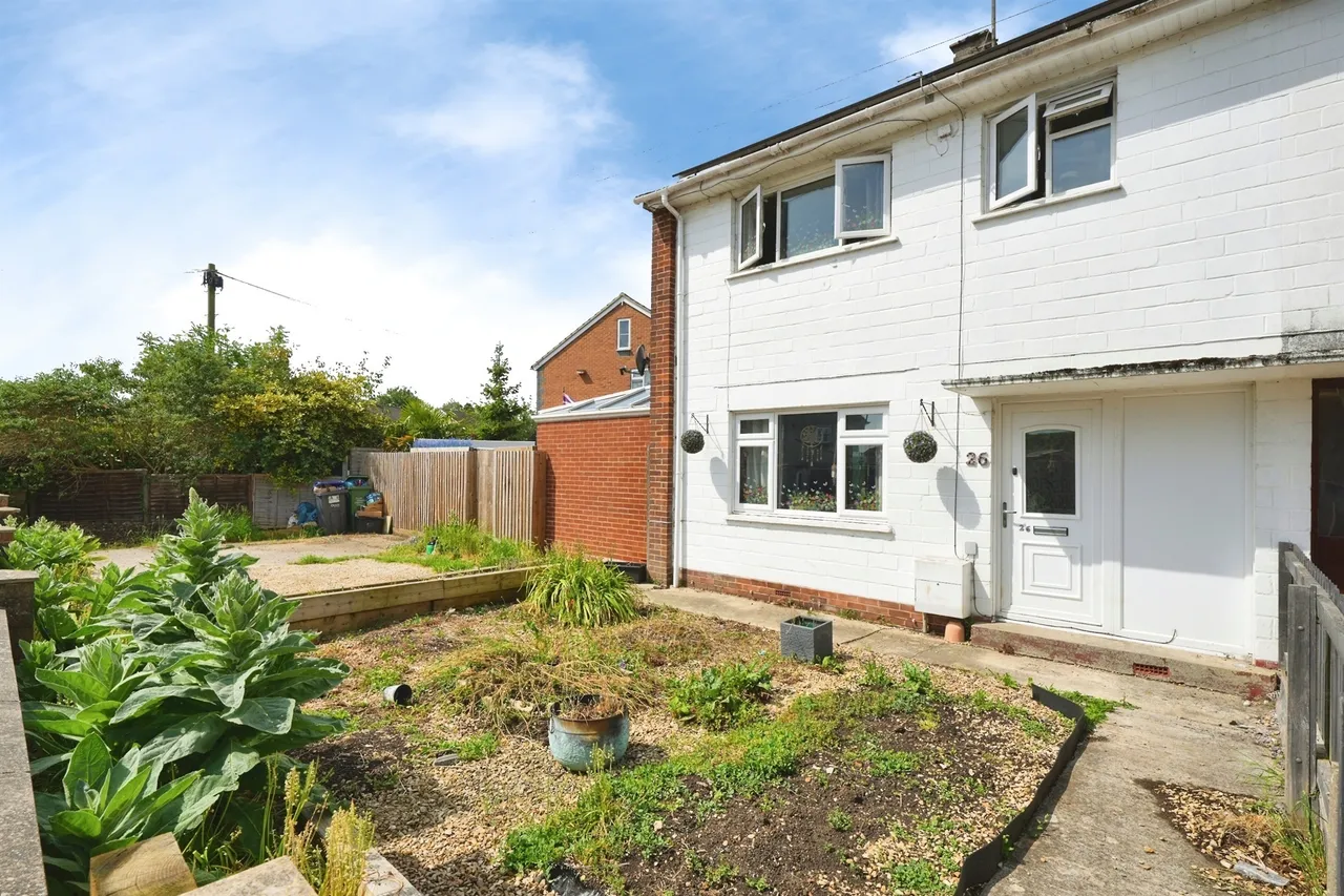 Stokes Croft, Calne, SN11, photo 4