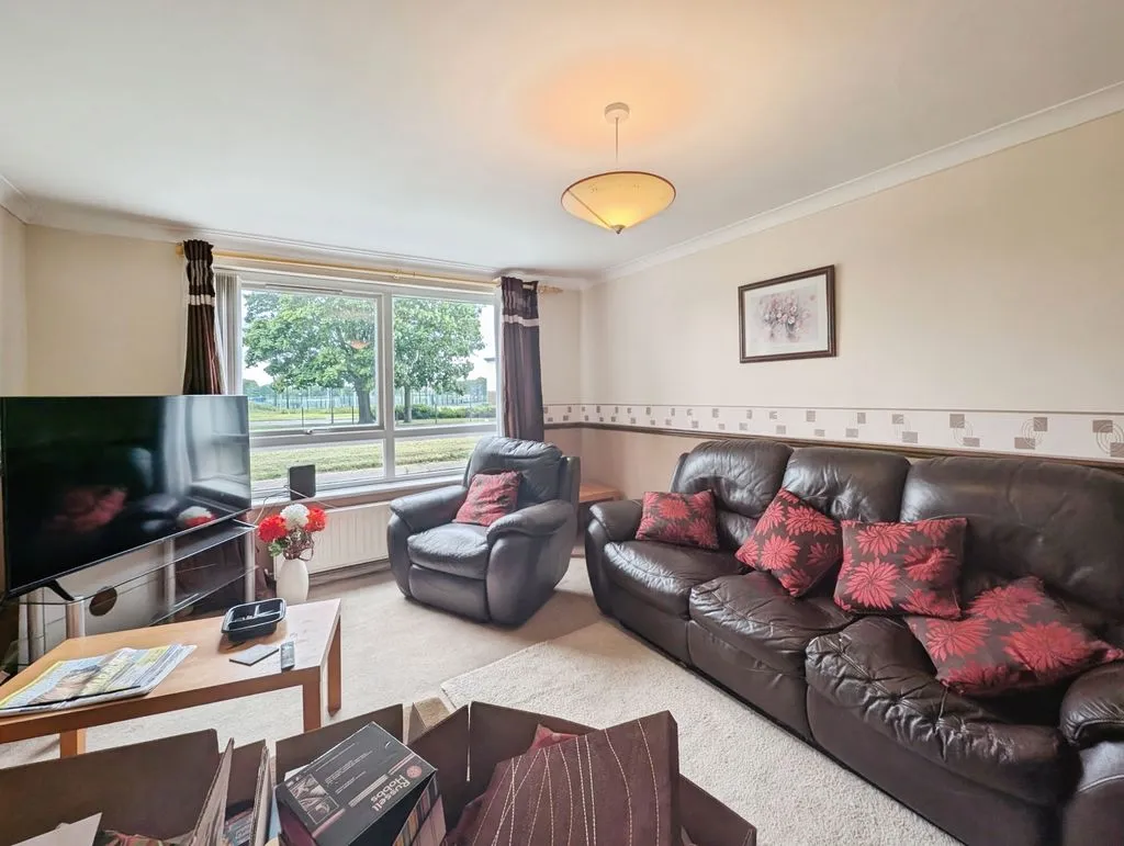 Newcastle Upon Tyne NE5 3SF, NE5, photo 2
