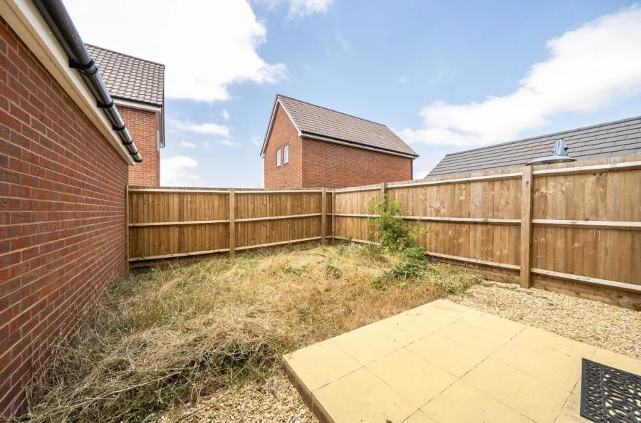 Llewelyn Road, Swindon, SN25, photo 10