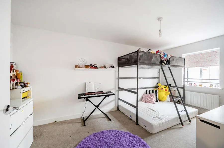 Llewelyn Road, Swindon, SN25, photo 7