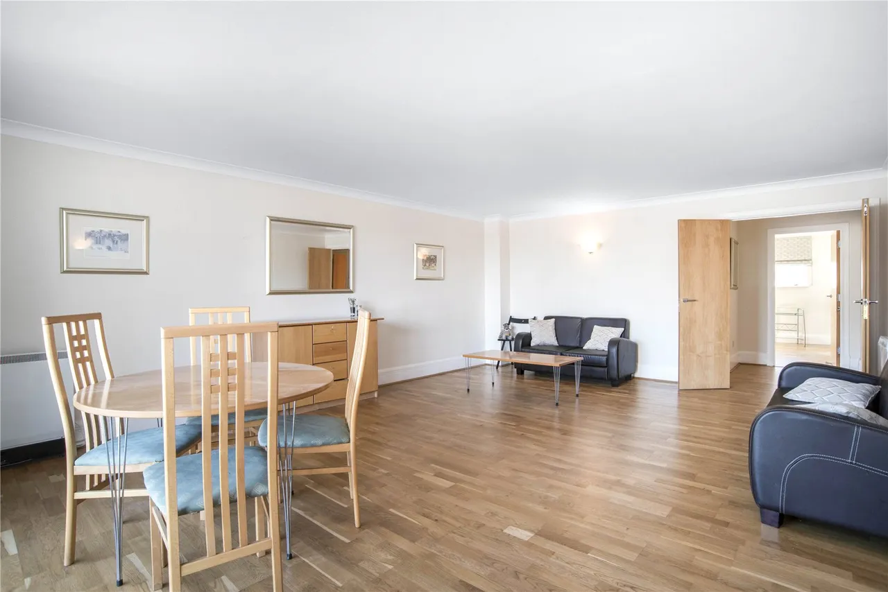 Lawn House Close, London, E14, photo 6