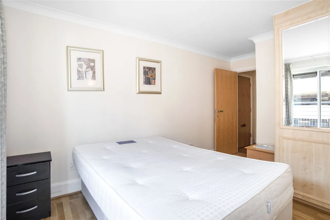 Lawn House Close, London, E14, photo 10