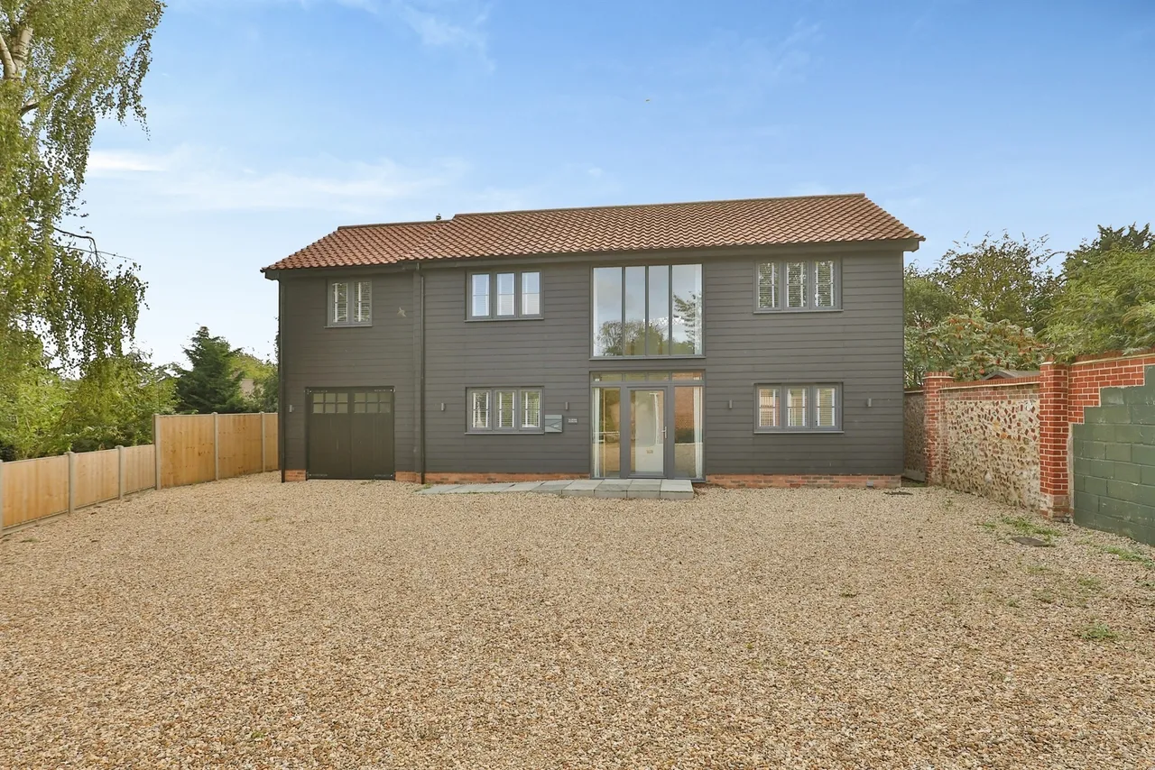 4 bed barn conversion for sale — London Street, Swaffham
