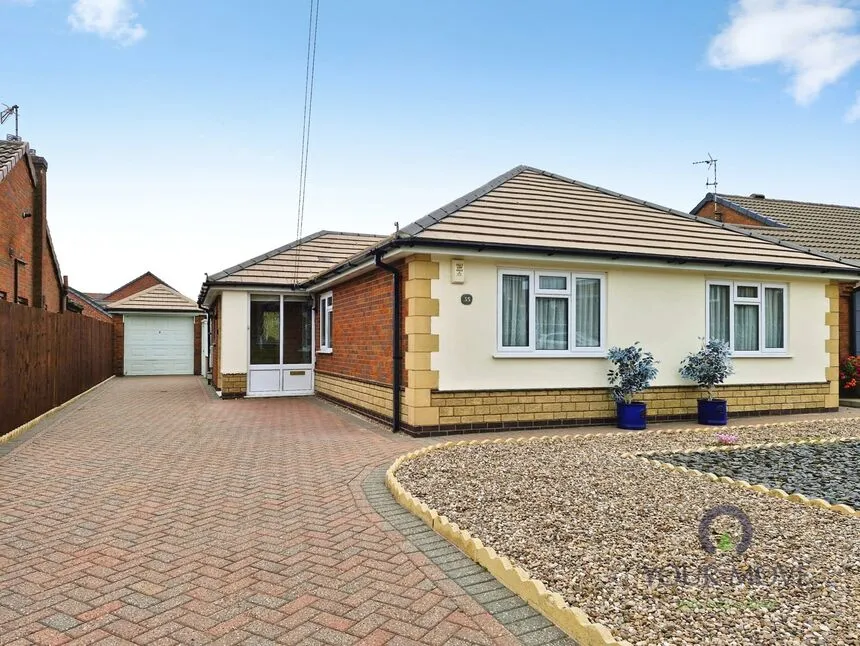 3 bed house for sale, Parkdale, Ibstock, LE67