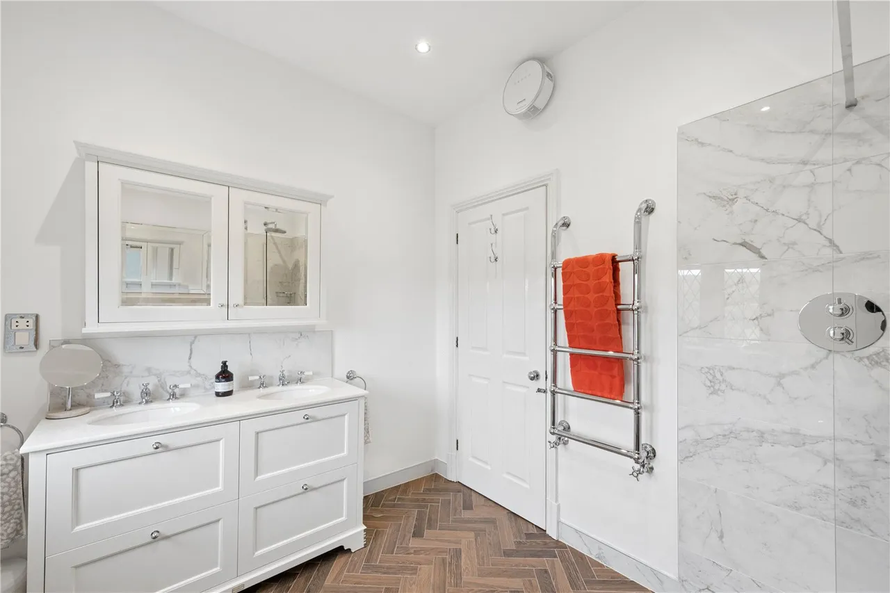 Bowden Avenue, Pleasington, photo 32