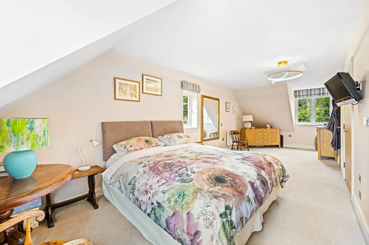 Aspen Court Fairfield Road, East Grinstead, East Grinstead, RH19 4HG, photo 10