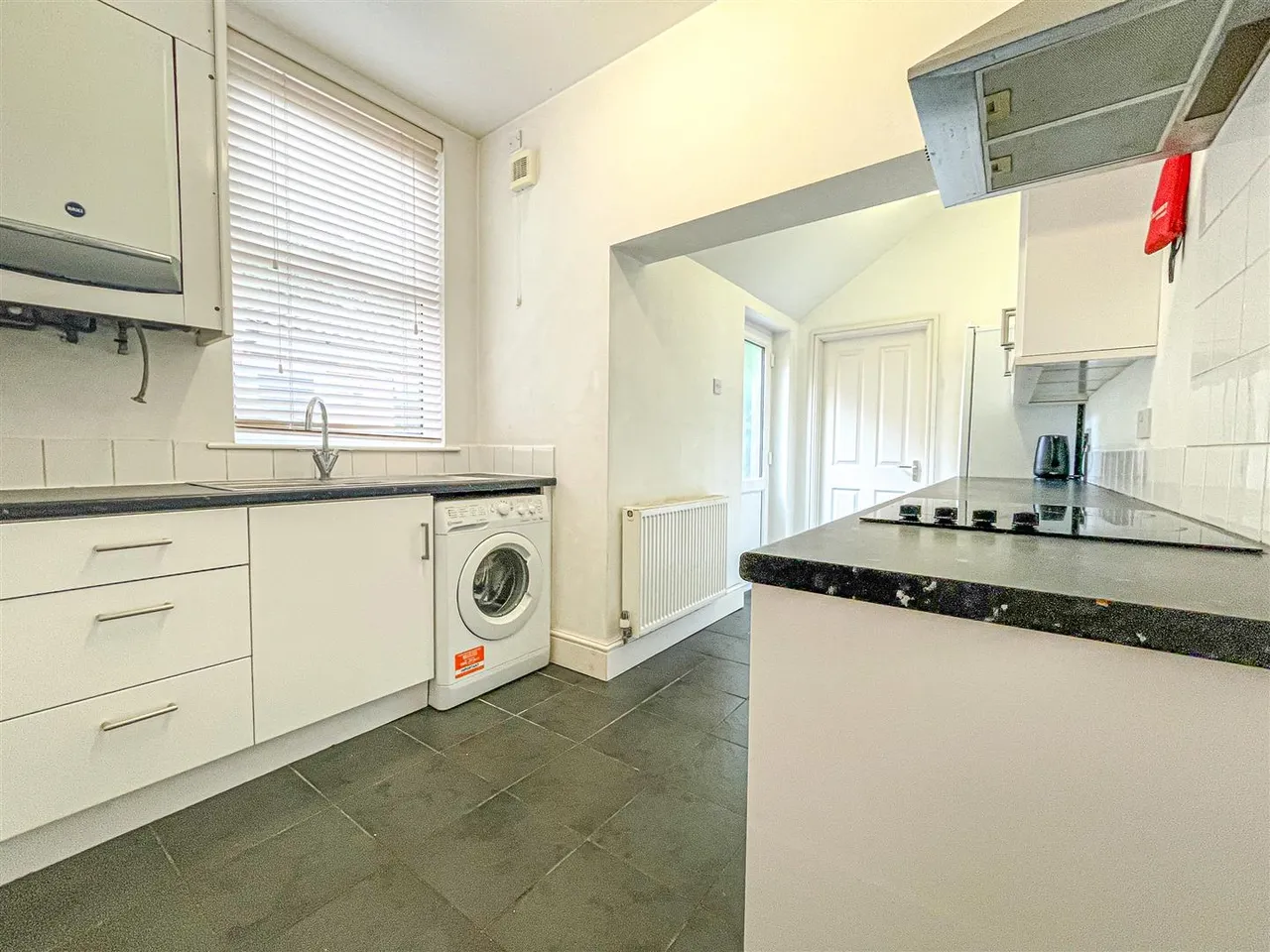 Winchester Avenue, Leicester, LE3, photo 11