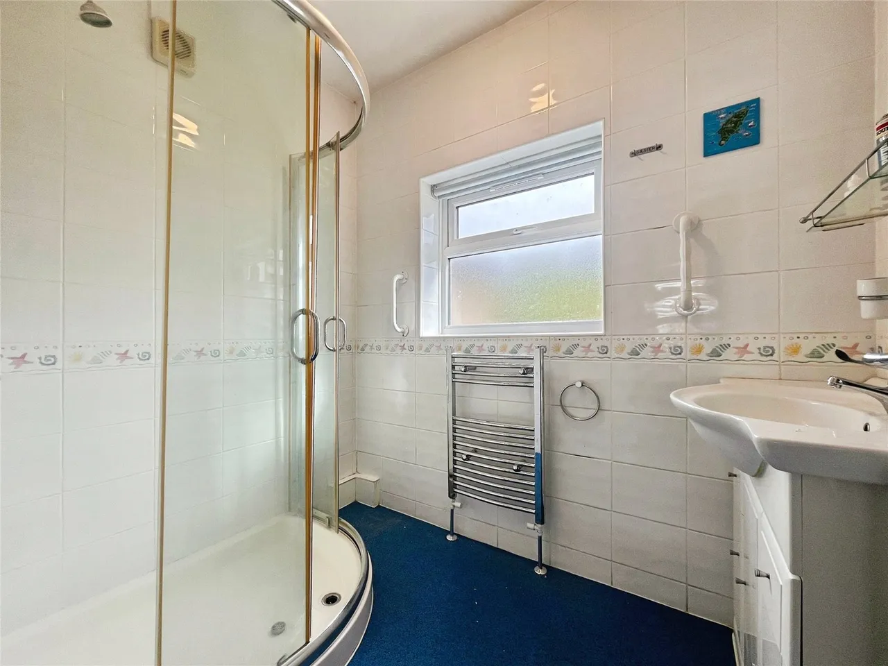 Larchwood Drive, Englefield Green, TW20, photo 8
