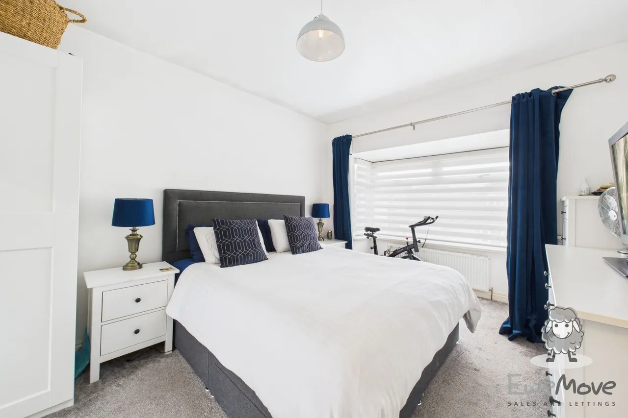 St. Georges Avenue, Windle, WA10, photo 10