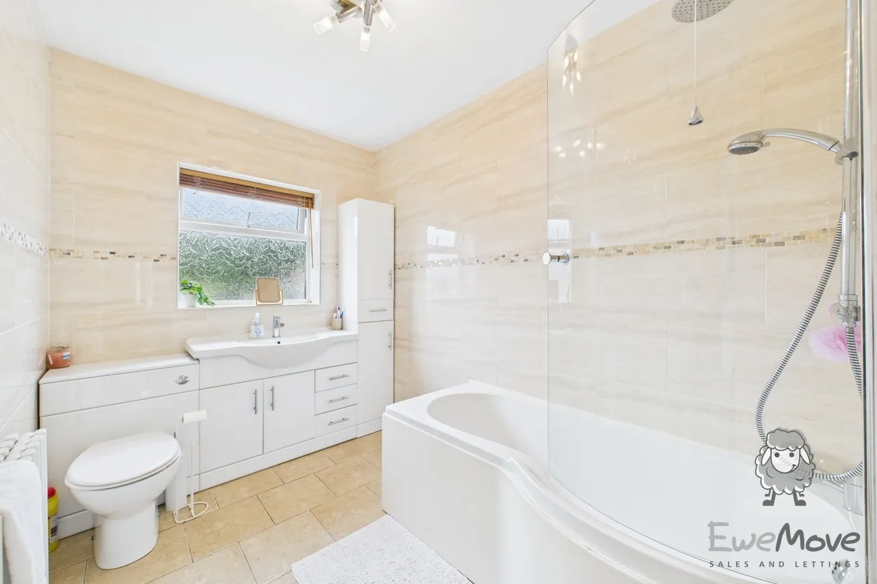 St. Georges Avenue, Windle, WA10, photo 16