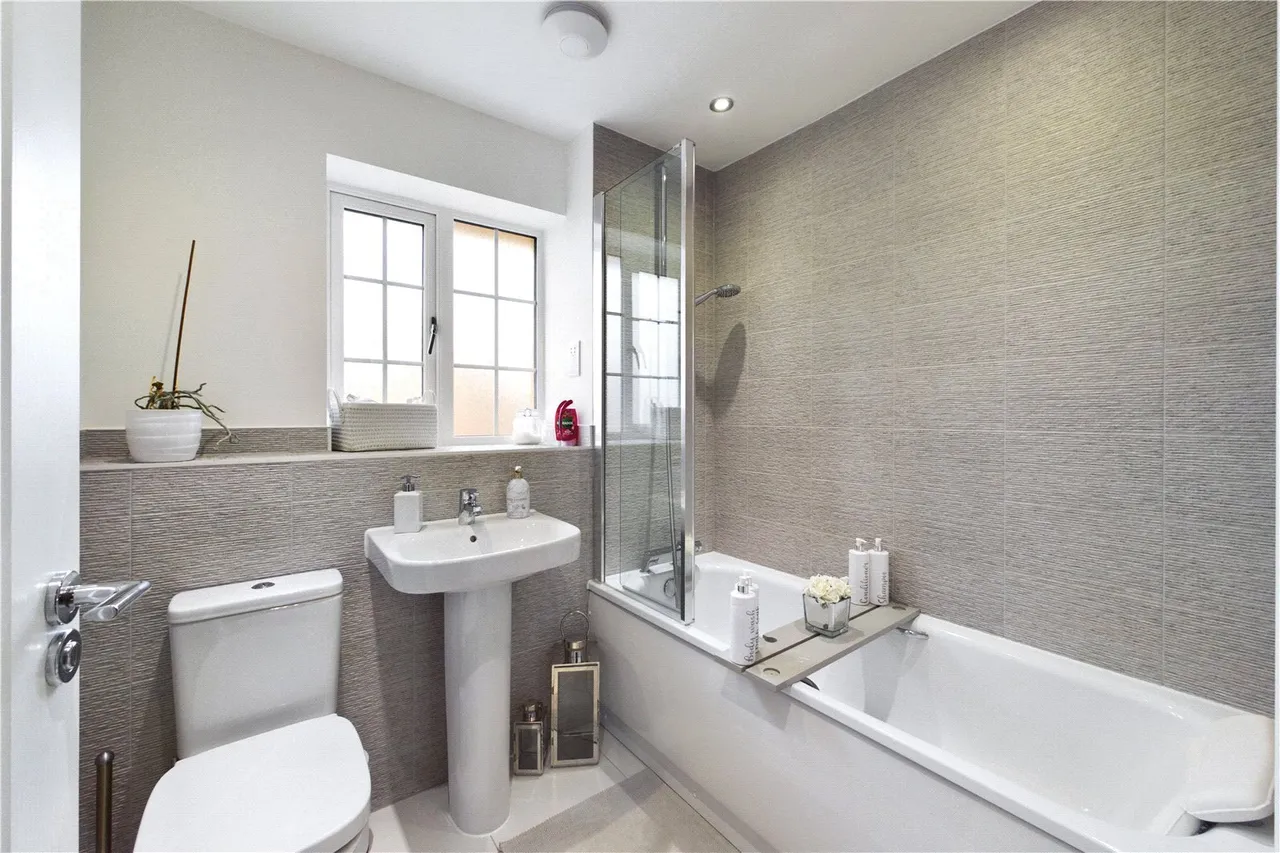 Marketing Card, Bowling Green, RG7, photo 13