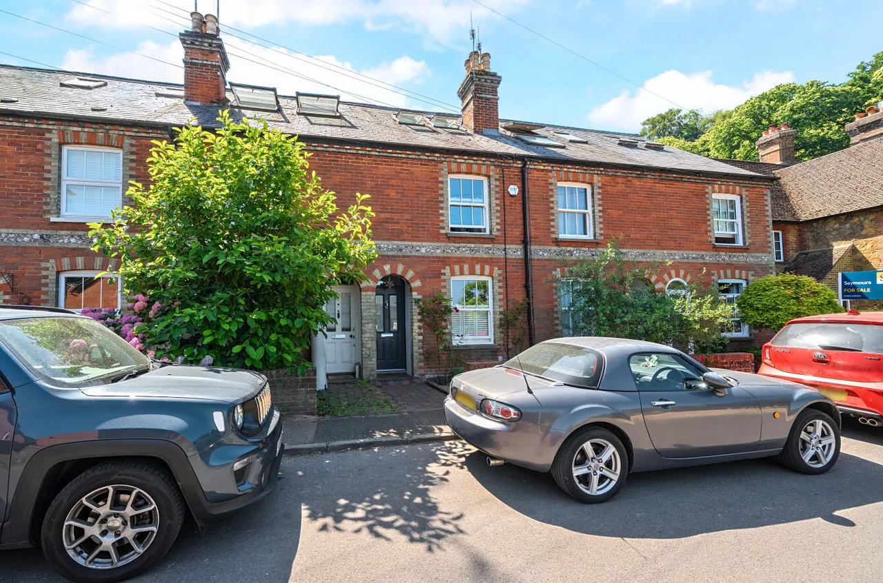 Latimer Road, Godalming, GU7, photo 15