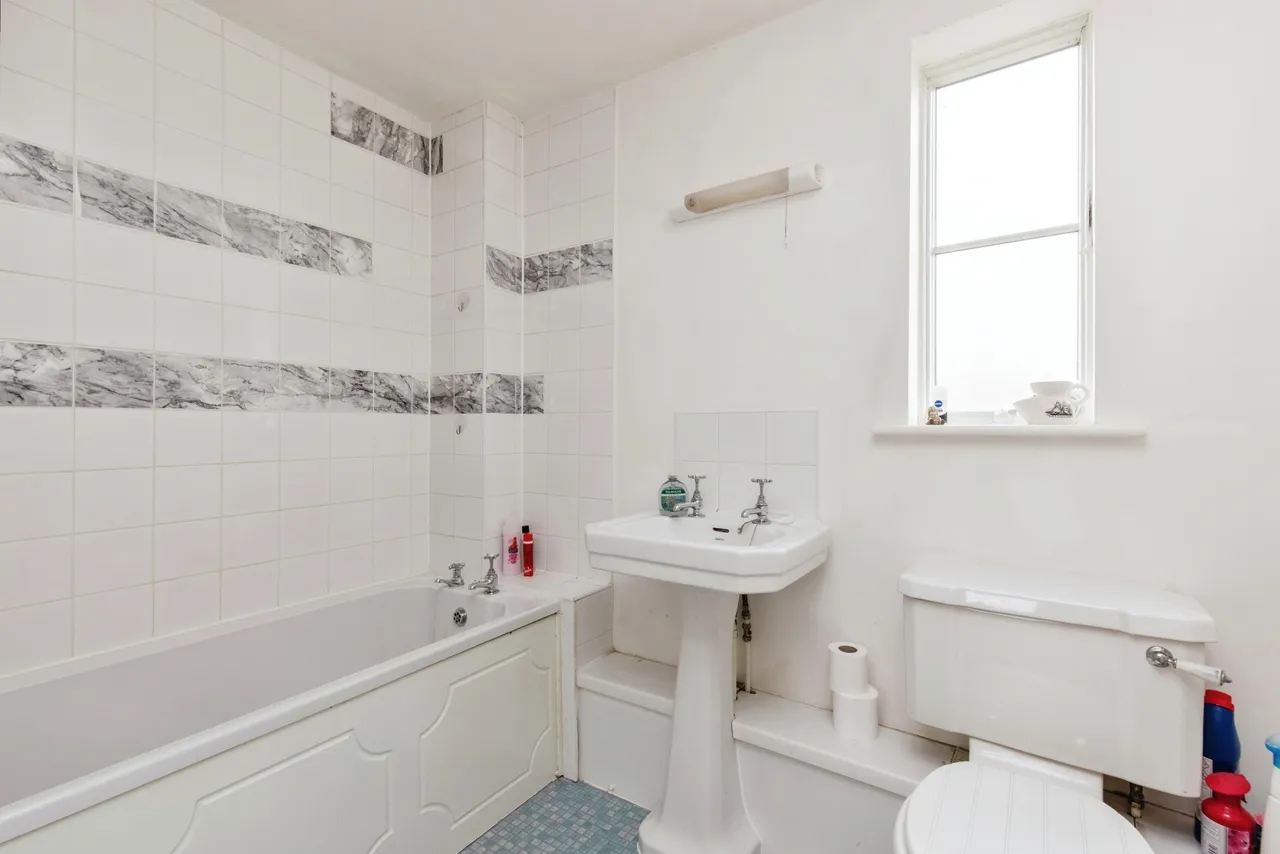 Royffe Way, Bodmin, PL31, photo 12
