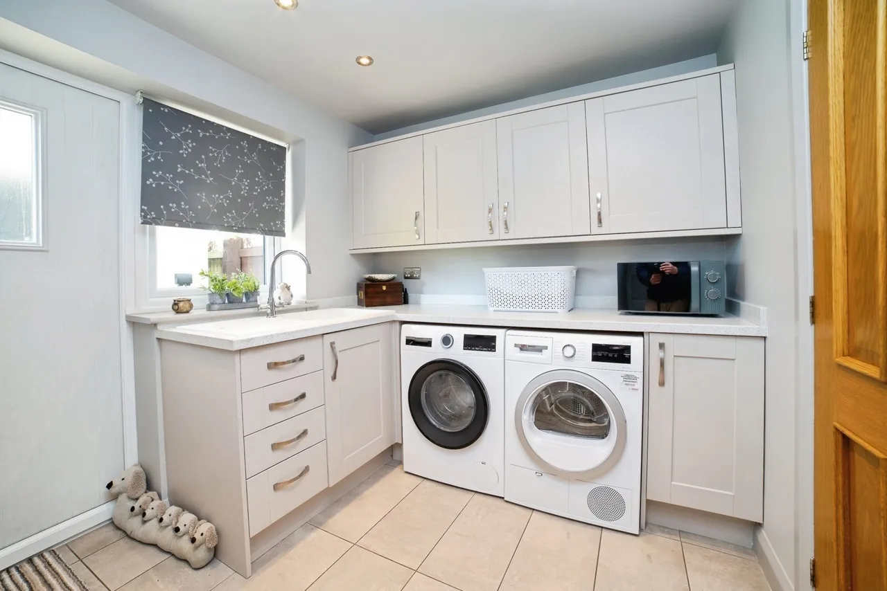 Siddalls Drive, Sutton-in-Ashfield, Nottinghamshire, NG17, photo 15
