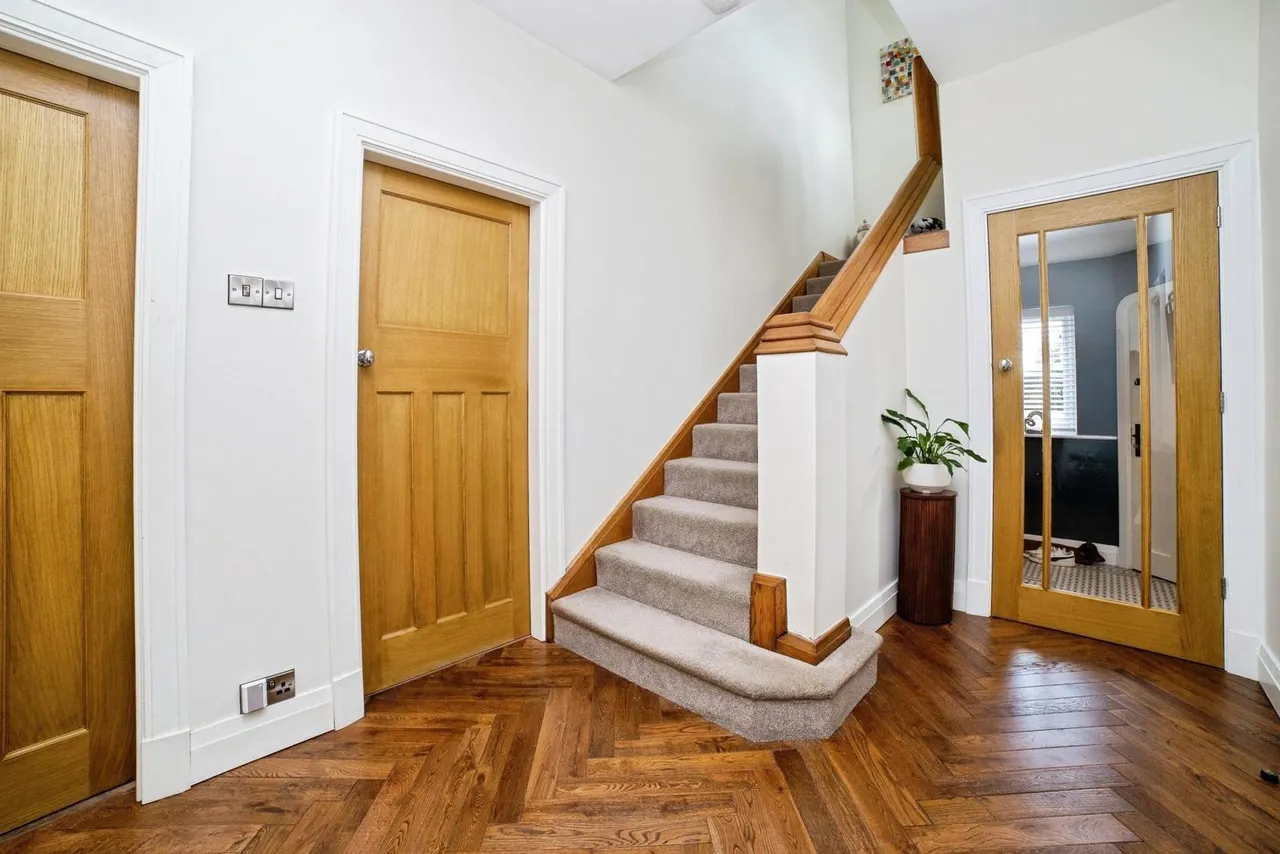 Siddalls Drive, Sutton-in-Ashfield, Nottinghamshire, NG17, photo 2