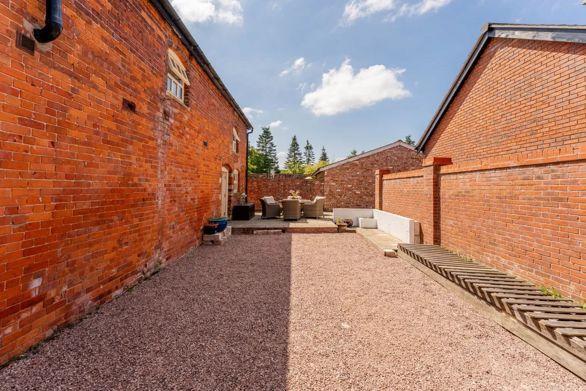 Moss End, Smallwood, Sandbach, CW11 2XQ, photo 46