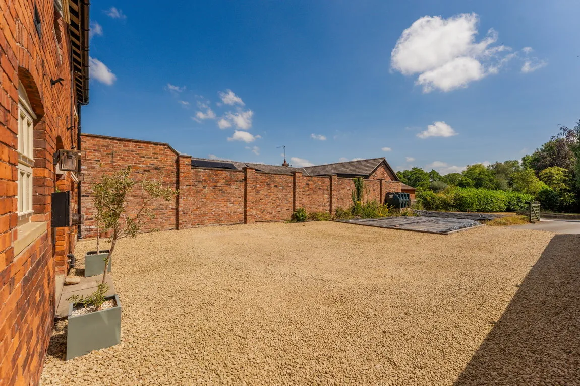 Moss End, Smallwood, Sandbach, CW11 2XQ, photo 44