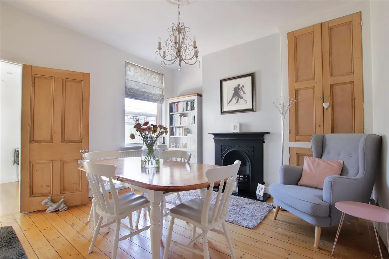 Heyes Lane, Timperley, WA15, photo 4