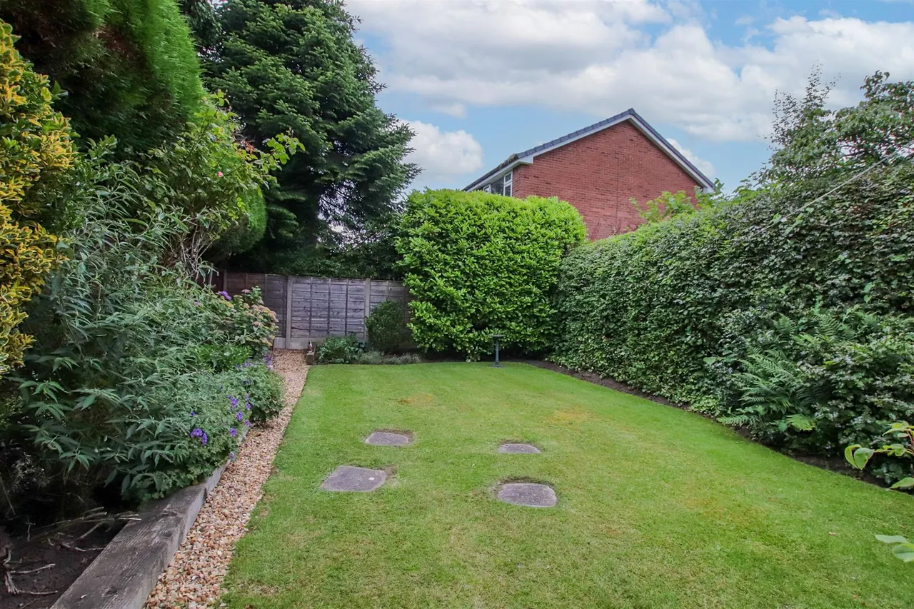 Heyes Lane, Timperley, WA15, photo 26
