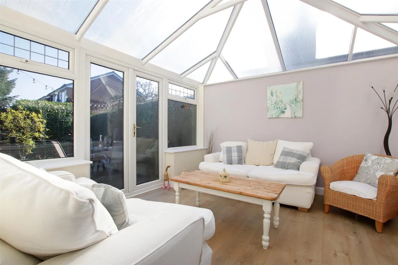 Heyes Lane, Timperley, WA15, photo 14