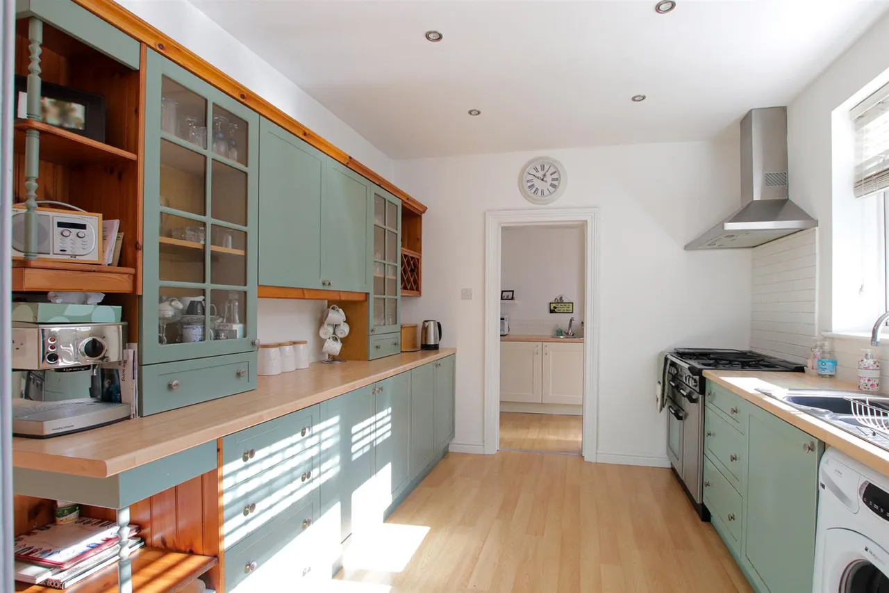 Heyes Lane, Timperley, WA15, photo 16