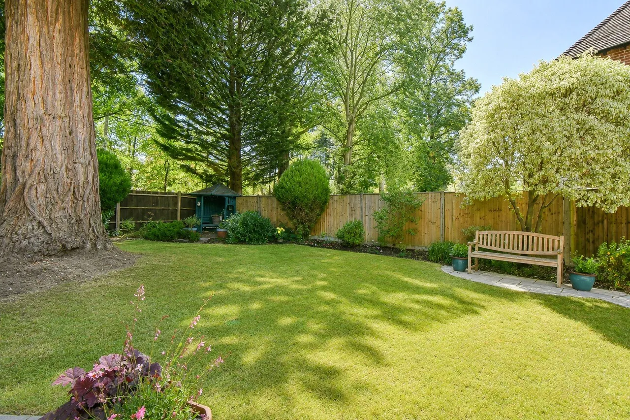 Seton Drive, Hook, Hampshire, RG27 9QS, photo 14